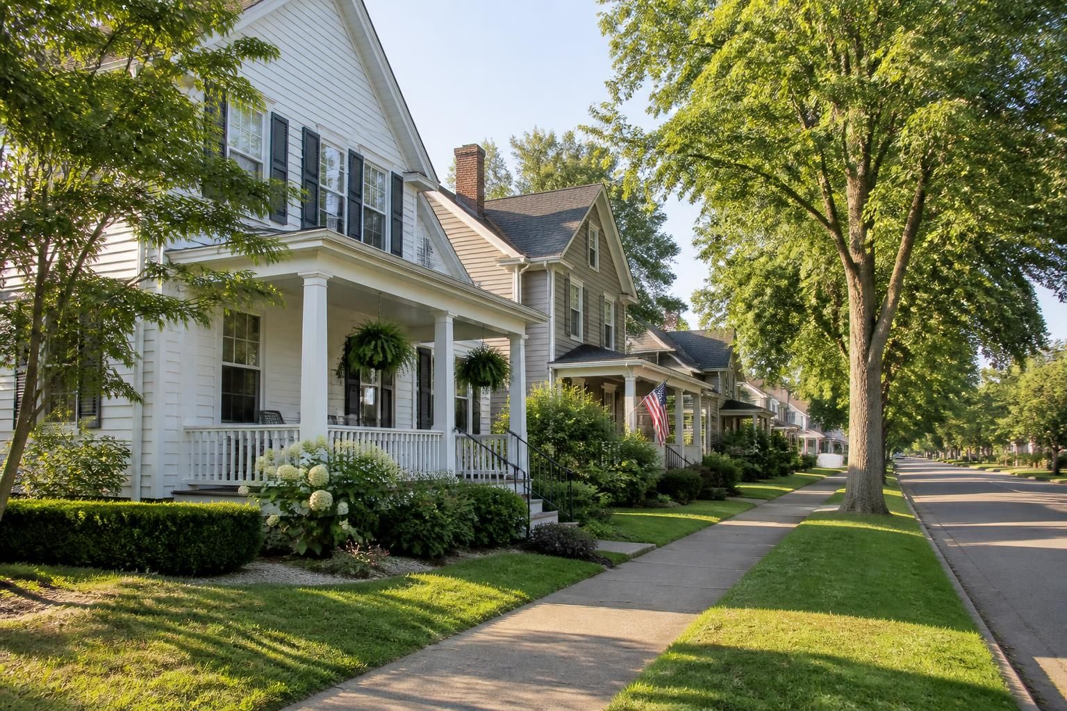 Quiet residential street with classic homes in Bath, Ohio